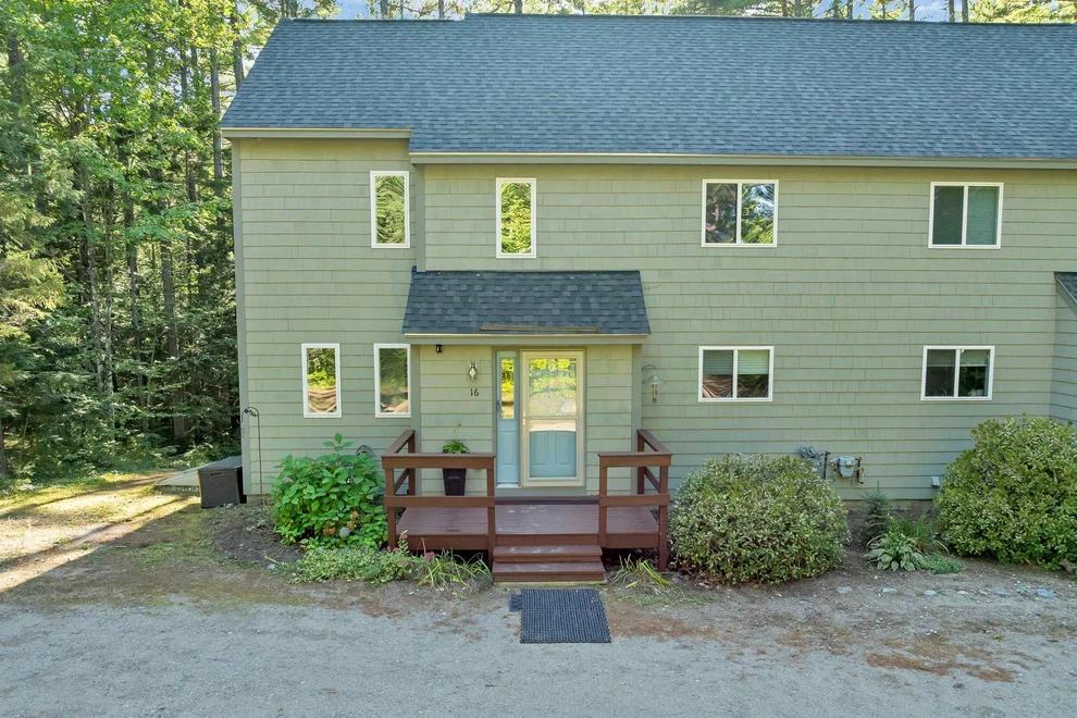 Unit for sale at 59 Nearledge, Conway, NH 03860