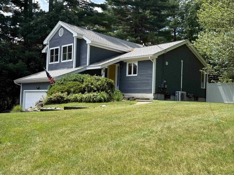 Unit for sale at 26 PHEASANT, Manchester, NH 03109