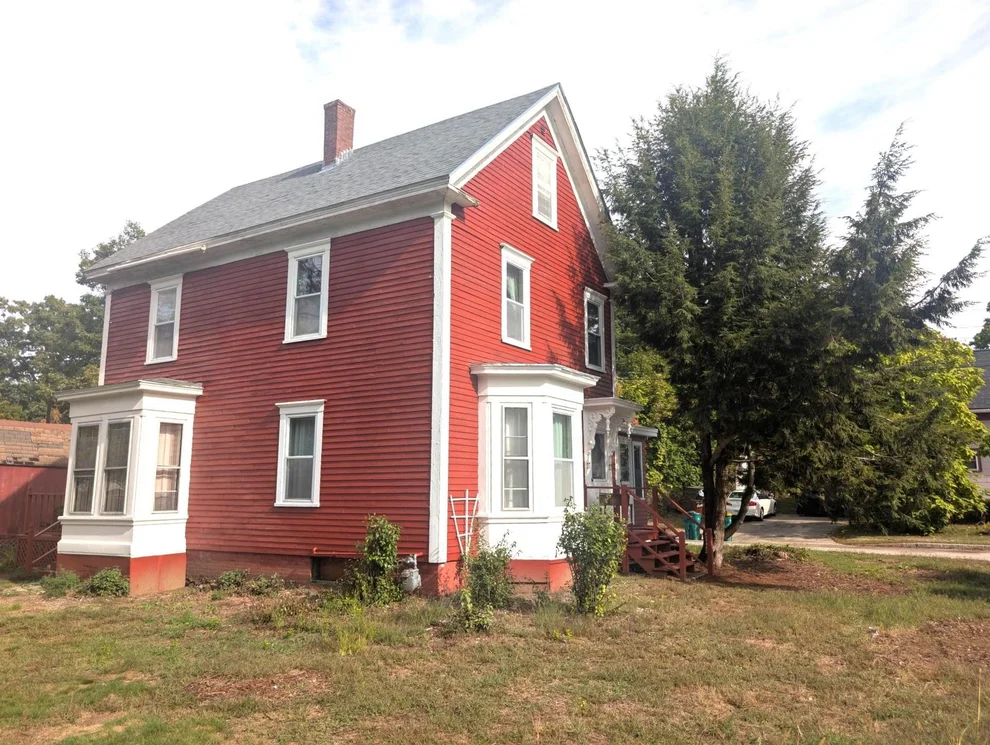 Unit for sale at 27 Highland, Rochester, NH 03868