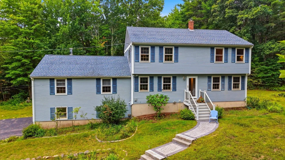 Unit for sale at 23 Samuel, Epsom, NH 03234