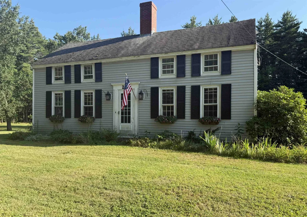 Unit for sale at 284 South, Brentwood, NH 03833