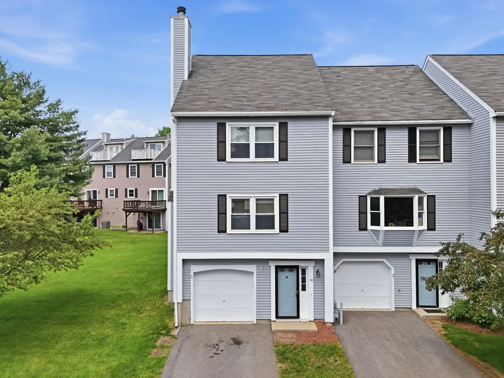 Unit for sale at 16 Shoalcreek, Hudson, NH 03051