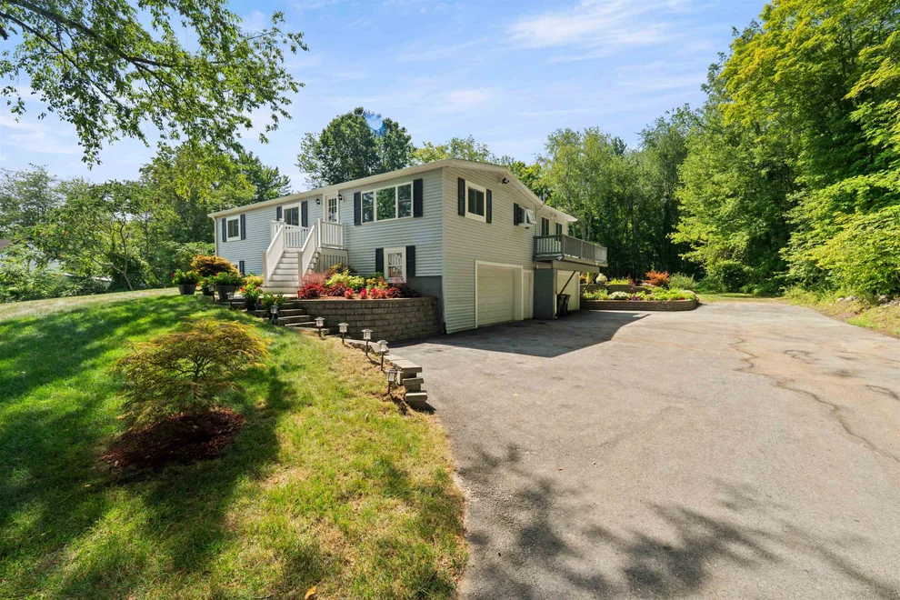 Unit for sale at 80 Hunt, Danville, NH 03819