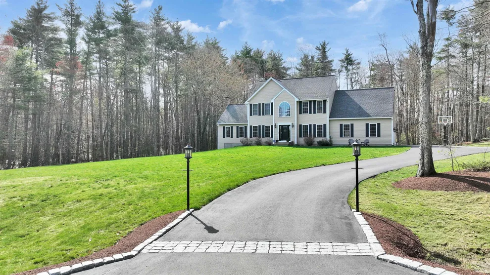 Unit for sale at 5 Shady Rock, Brookline, NH 03033