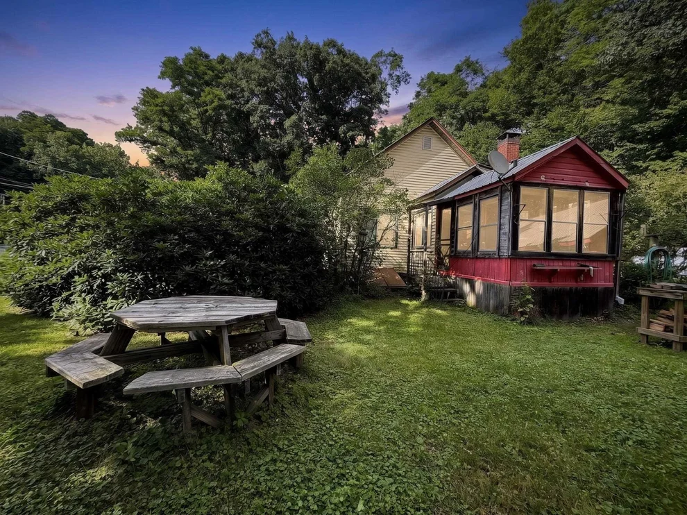 Unit for sale at 1892 US RT 5, Dummerston, VT 05346