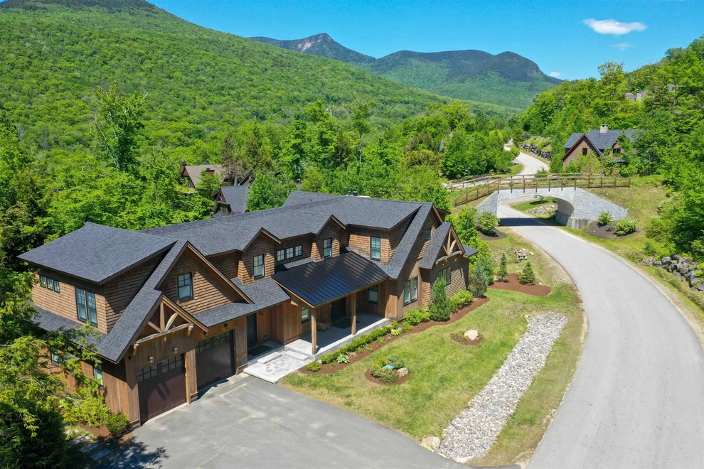 Unit for sale at 48 Crooked Mountain, Lincoln, NH 03251
