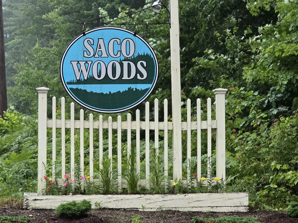Unit for sale at 19 Saco, Conway, NH 03813