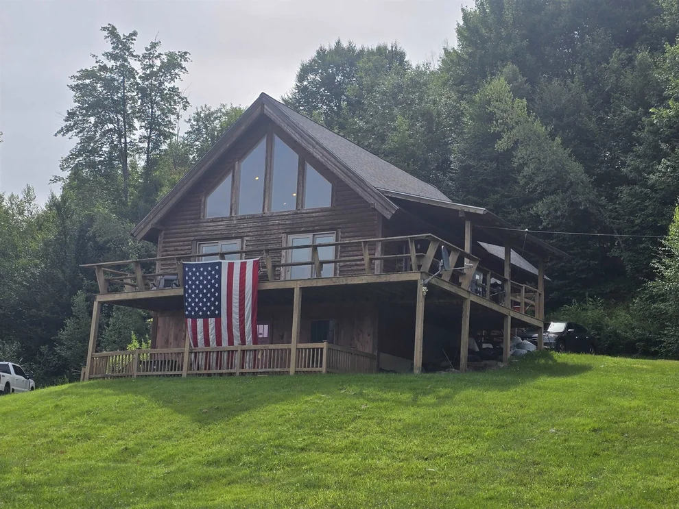 Unit for sale at 1727 VT Route 14, Irasburg, VT 05845
