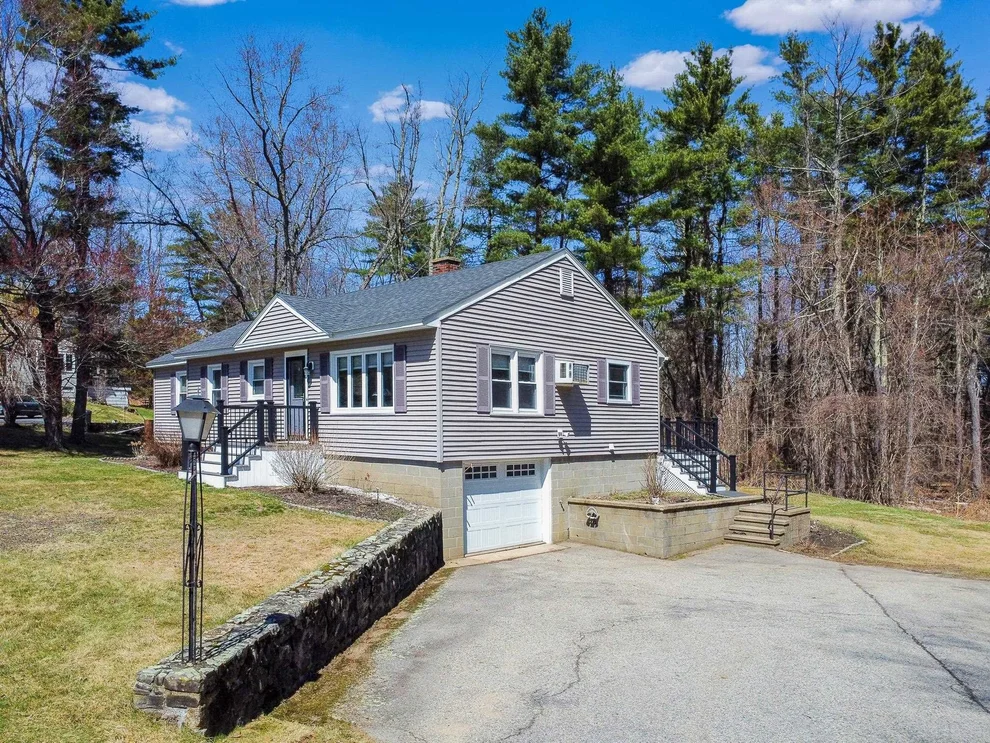 Unit for sale at 358 East, Hampstead, NH 03841