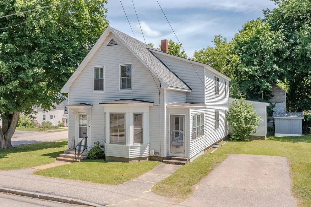 Unit for sale at 54 Maple, Rochester, NH 03867