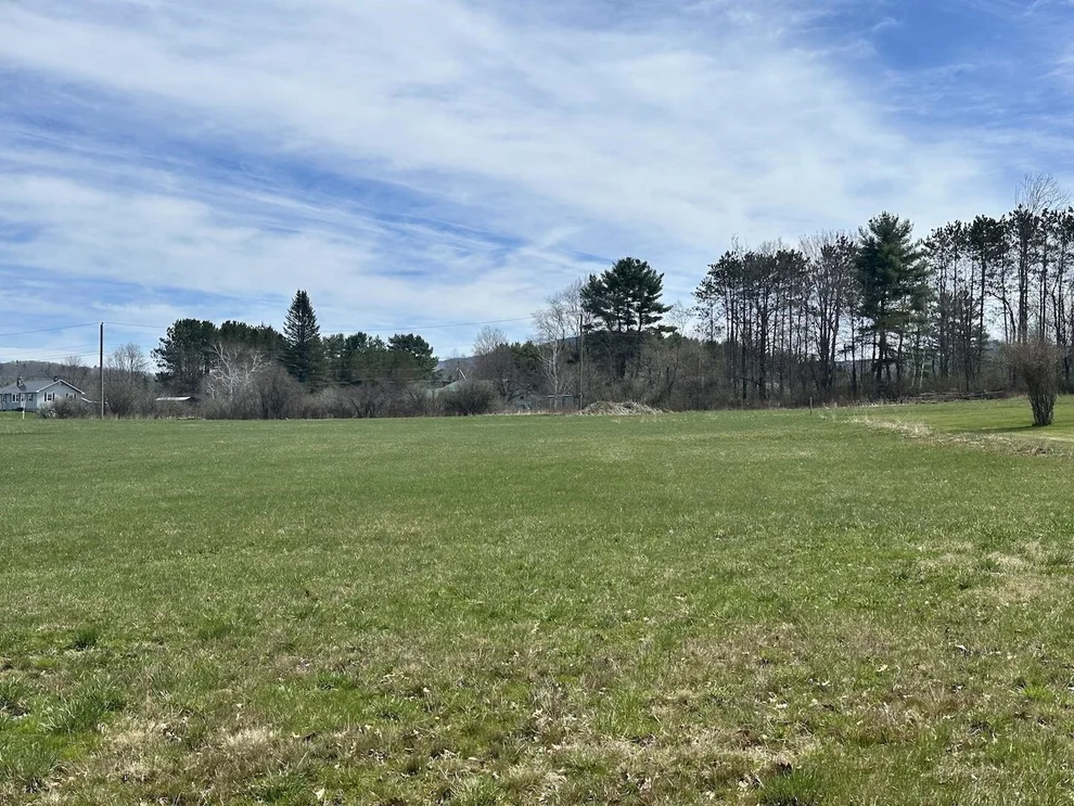 Unit for sale at 0 Brushwood, Haverhill, NH 03765