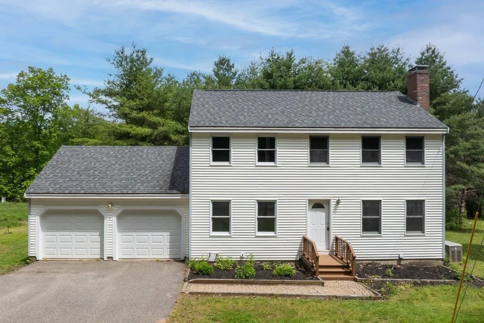 Unit for sale at 11 Lovell, Stratham, NH 03885