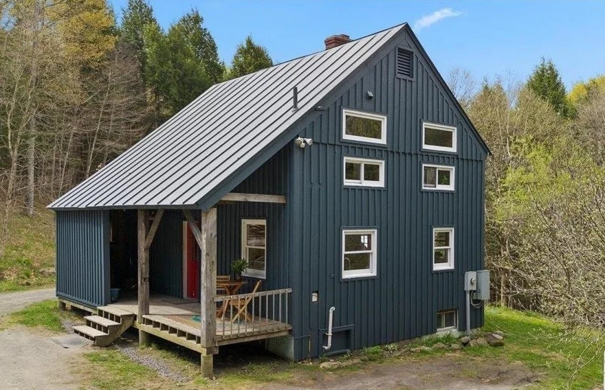 Unit for sale at 278 Spring, Tunbridge, VT 05077