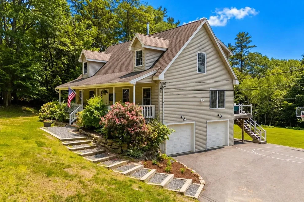 Unit for sale at 177 Reservoir, Plymouth, NH 03264