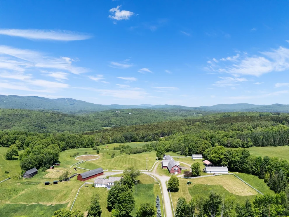 Unit for sale at 238 Stowe Hill, Wilmington, VT 05363