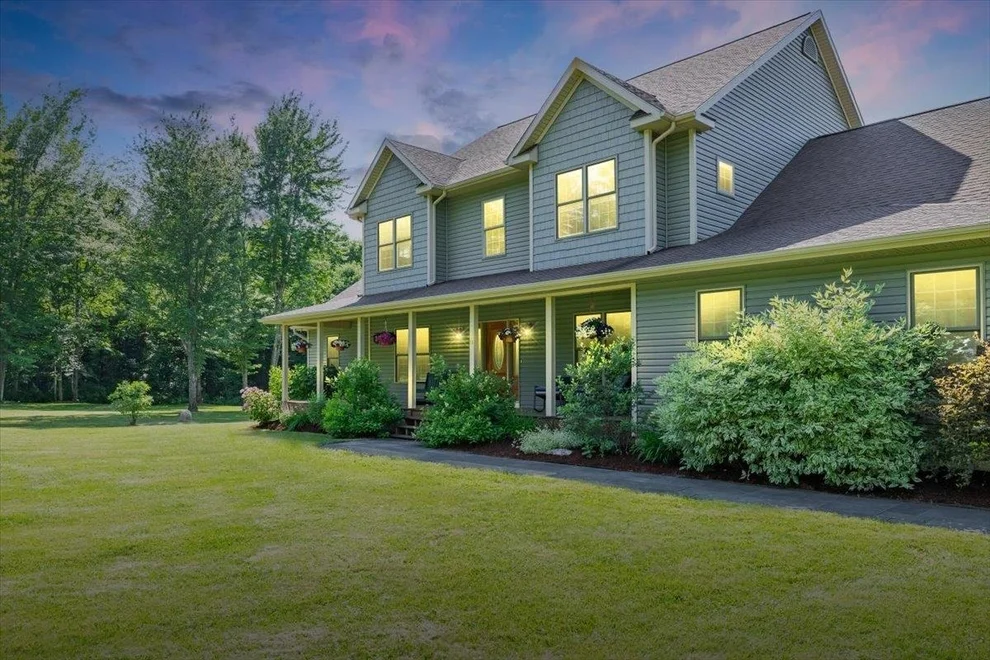 Unit for sale at 96 Hardscrabble, Milton, VT 05468