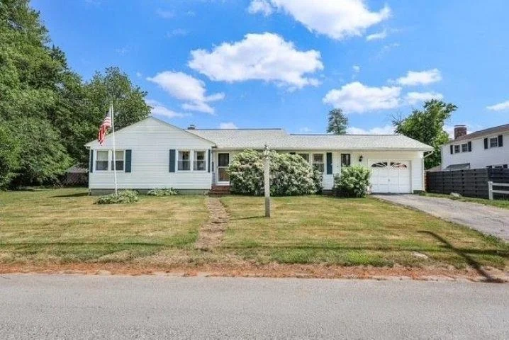 Unit for sale at 68 Robinson, Nashua, NH 03060