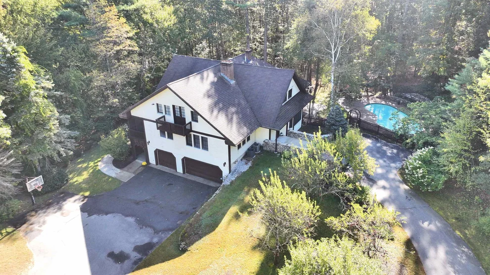 Unit for sale at 107 Fresh Pond, Brookline, NH 03033