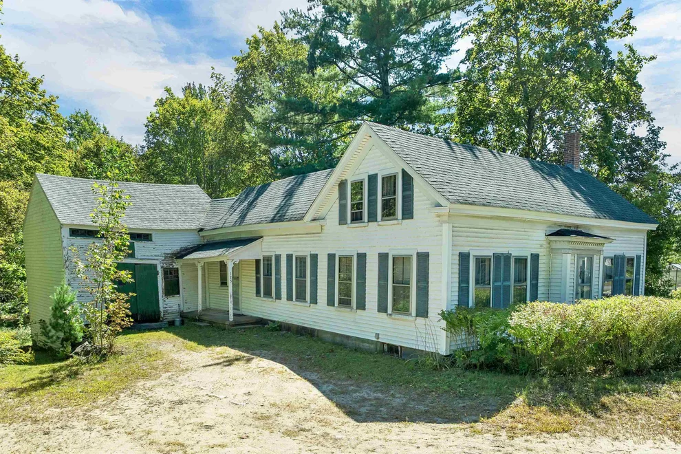 Unit for sale at 125-127 Center, Wolfeboro, NH 03894