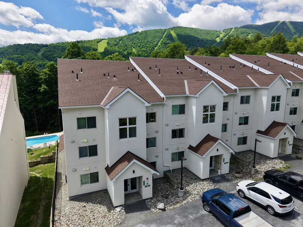 Unit for sale at 251 Mountainside, Warren, VT 05674