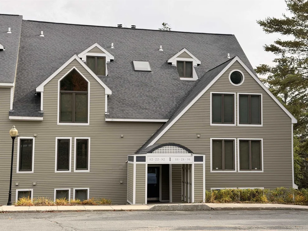 Unit for sale at 8H Trailside Village, Dover, VT 05356