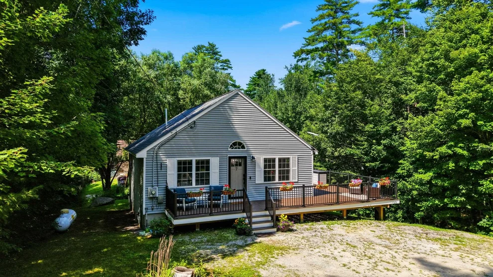 Unit for sale at 7 Old Lantern, Hillsborough, NH 03244