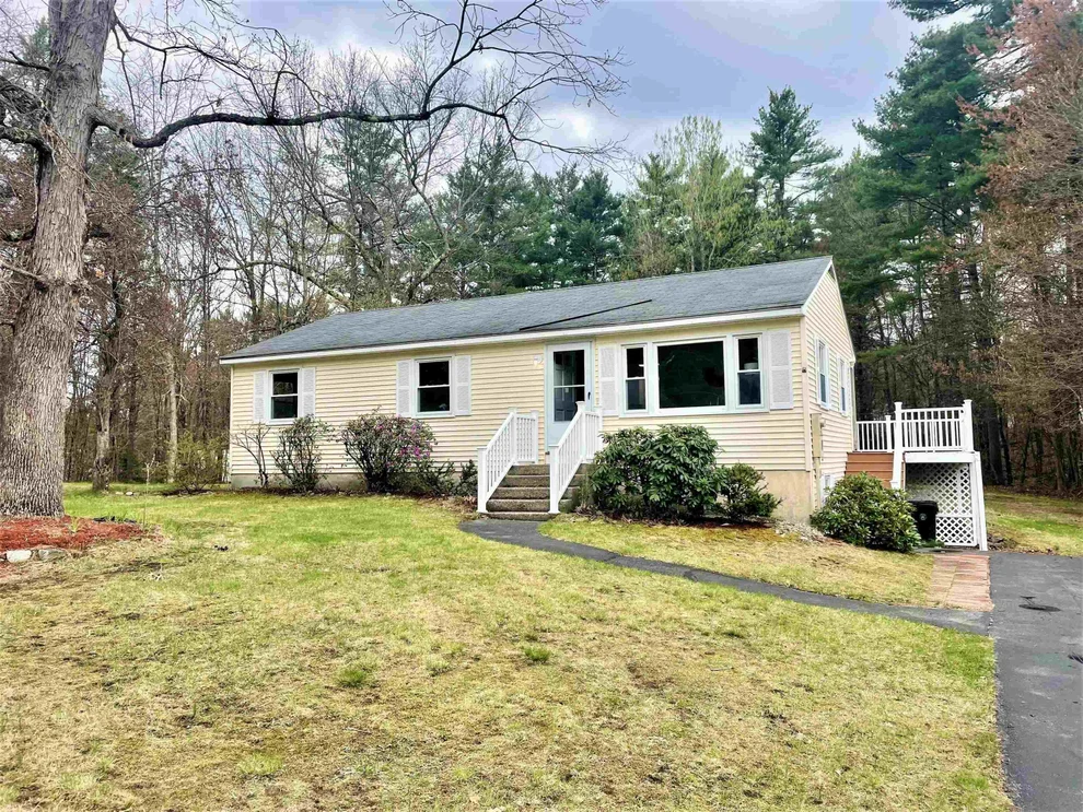 Unit for sale at 6 Shady, Londonderry, NH 03053