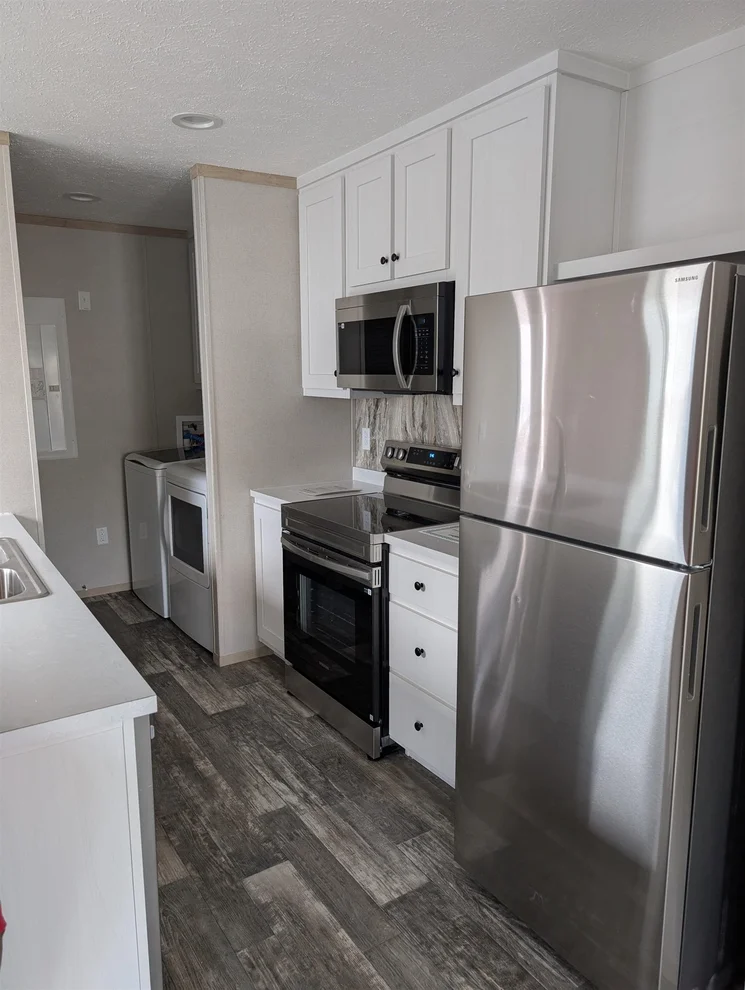 Unit for sale at 8 Avenue A, Burlington, VT 05408