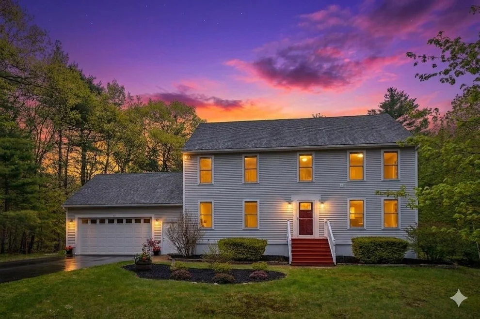 Unit for sale at 12 Aladdin, Windham, NH 03087