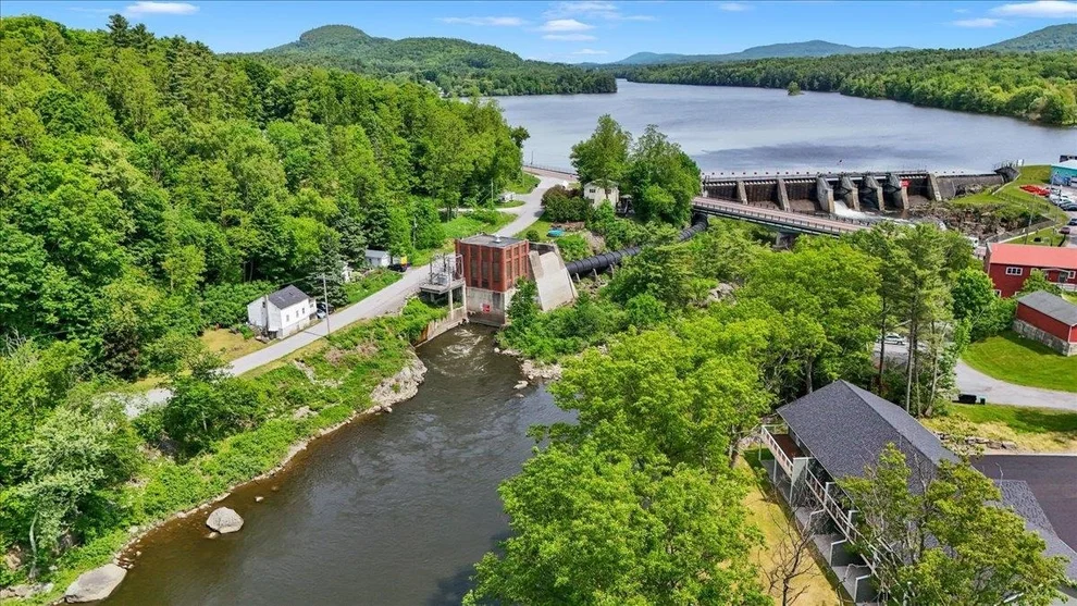 Unit for sale at 7 River, Milton, VT 05468