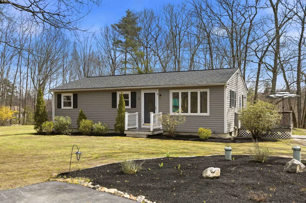 Unit for sale at 9 Tuttle, Bedford, NH 03110
