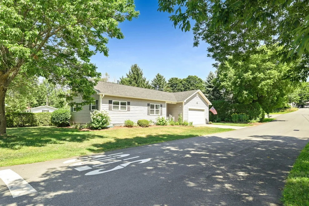 Unit for sale at 11 Foster, Derby, VT 05830