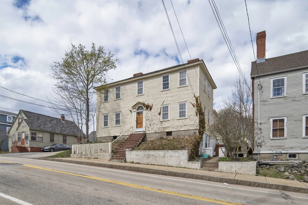 Unit for sale at 357 Maplewood, Portsmouth, NH 03801