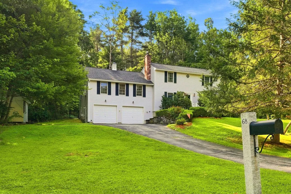 Unit for sale at 68 Frost, Derry, NH 03038