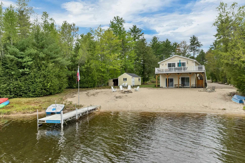 Unit for sale at 419 North Desmond, Wakefield, NH 03830
