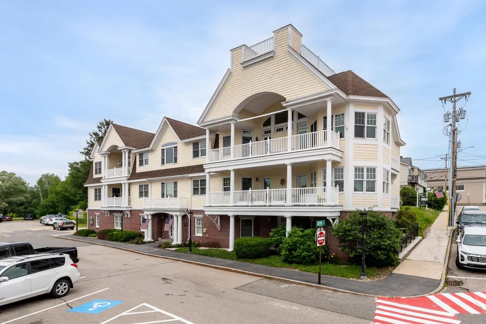 Unit for sale at 61 Central, Wolfeboro, NH 03894