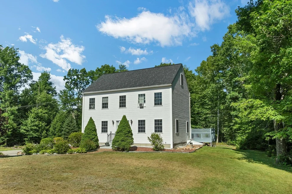 Unit for sale at 37 Cherub, Farmington, NH 03835