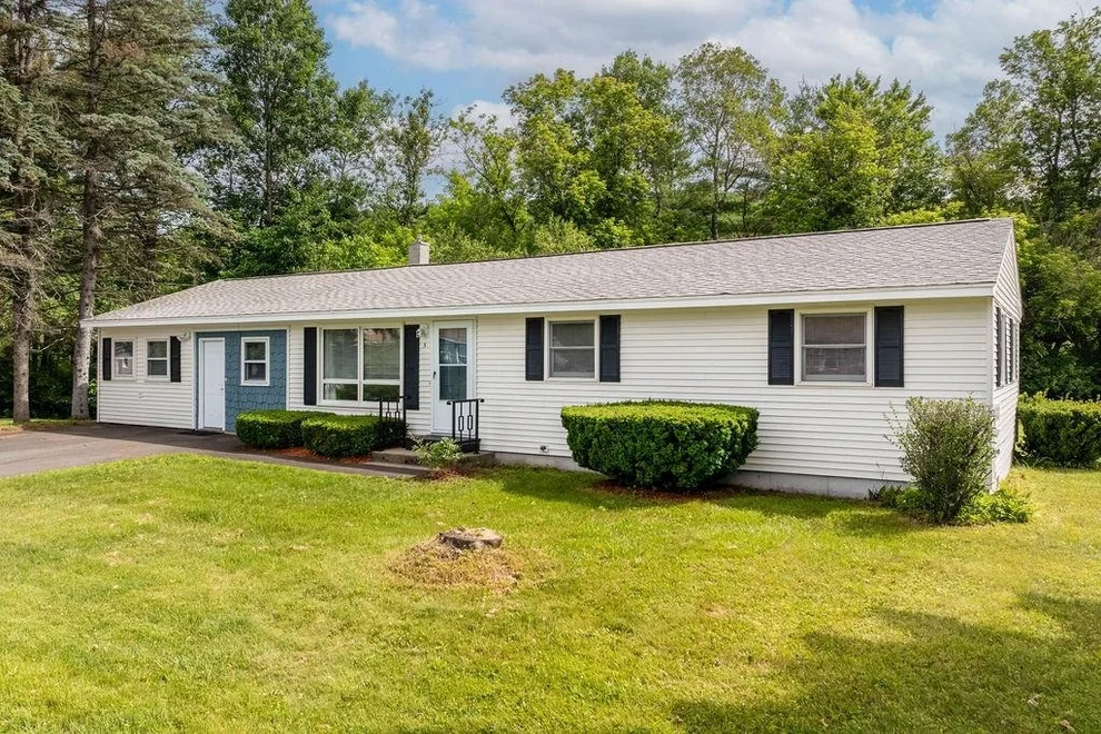 Unit for sale at 5 Cedar, Lebanon, NH 03766