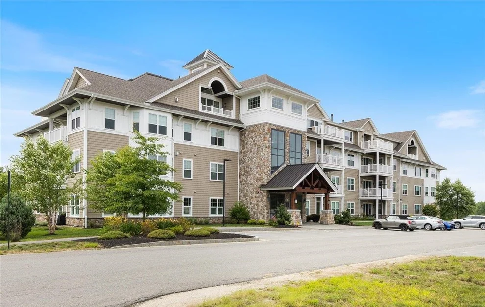 Unit for sale at 7 Longview, Atkinson, NH 03811