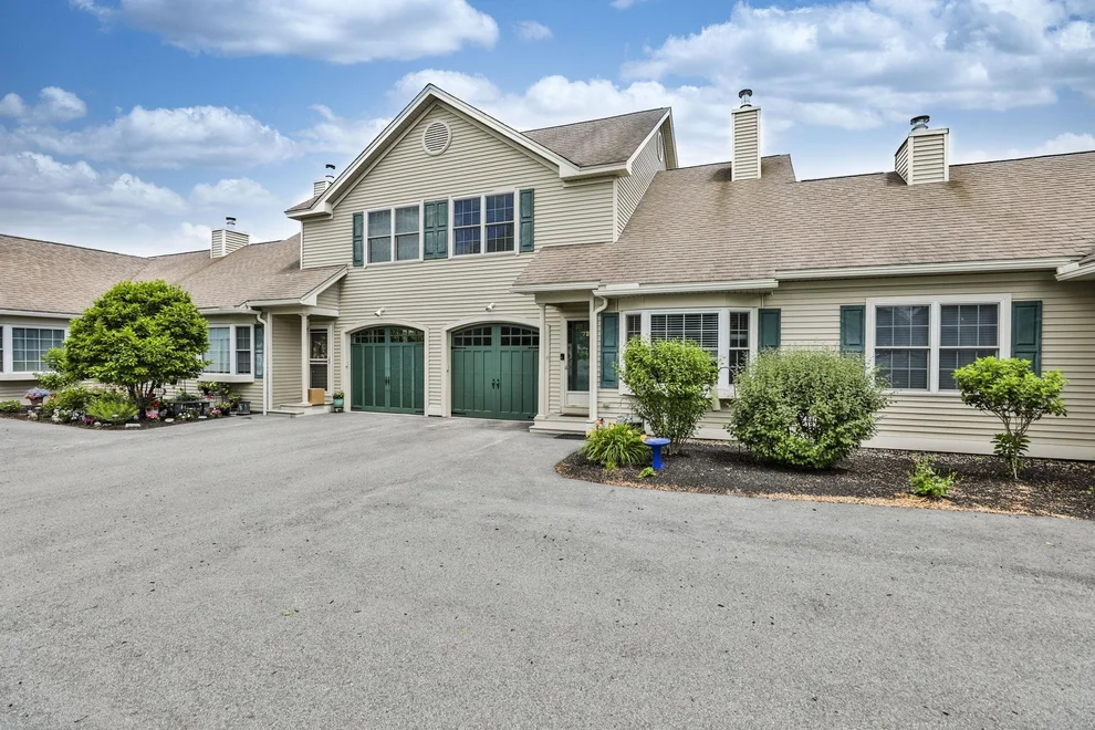 Unit for sale at 72 Mountain Village, Windham, NH 03087