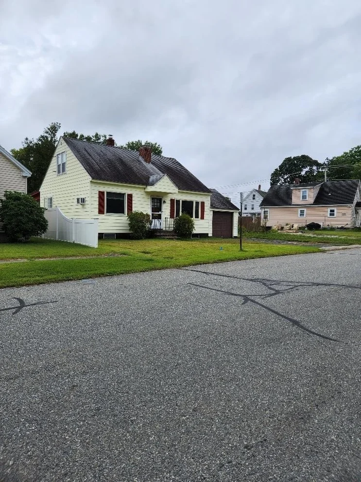 Unit for sale at 81 King, Nashua, NH 03060