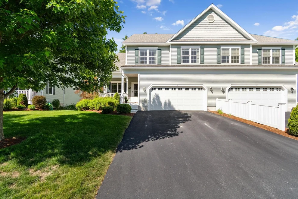 Unit for sale at 23 Dunbar, Essex Junction, VT 05452