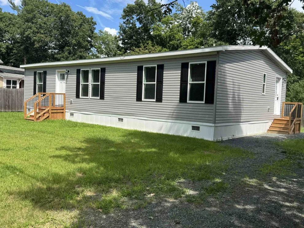 Unit for sale at 550 South Main, Brattleboro, VT 05301
