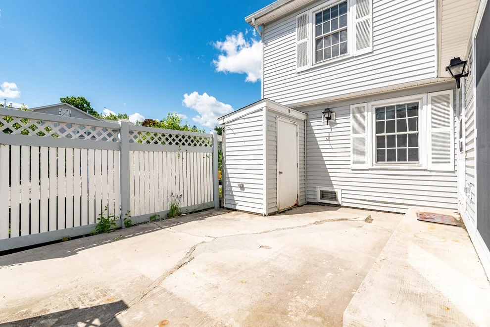 Unit for sale at 25 Springfield, Rochester, NH 03867