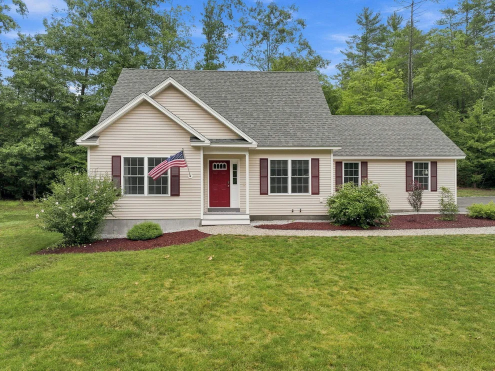 Unit for sale at 82 Pine Meadows, Bennington, NH 03442