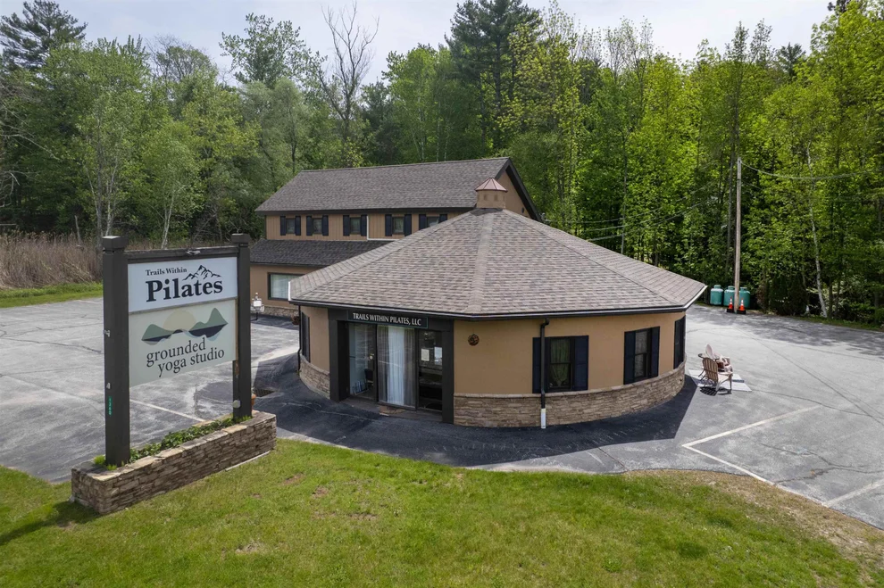 Unit for sale at 1360 Route 4 East, Mendon, VT 05701