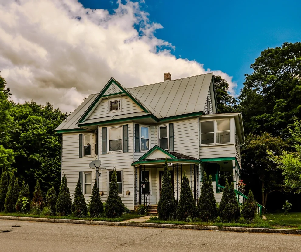 Unit for sale at 238 Mt. Pleasant, St. Johnsbury, VT 05819