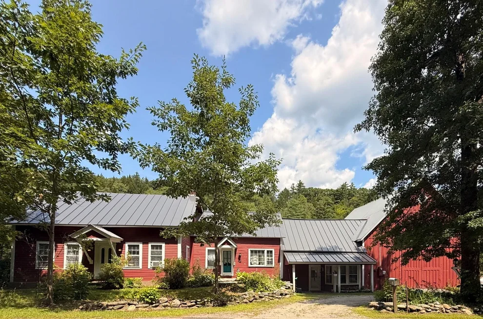 Unit for sale at 492 Dover, Newfane, VT 05345