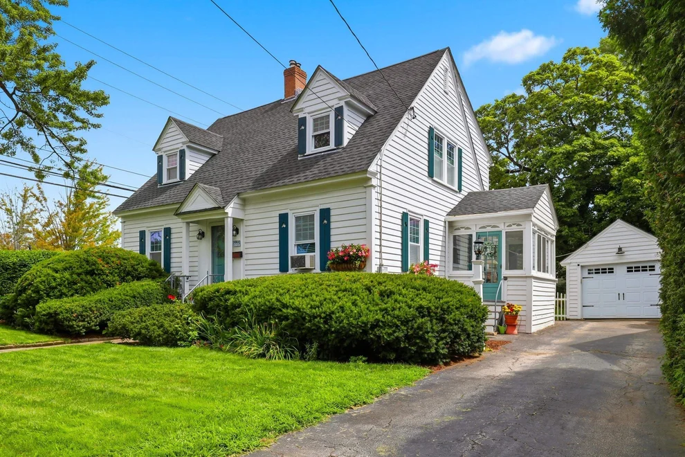 Unit for sale at 399 Ash, Manchester, NH 03104