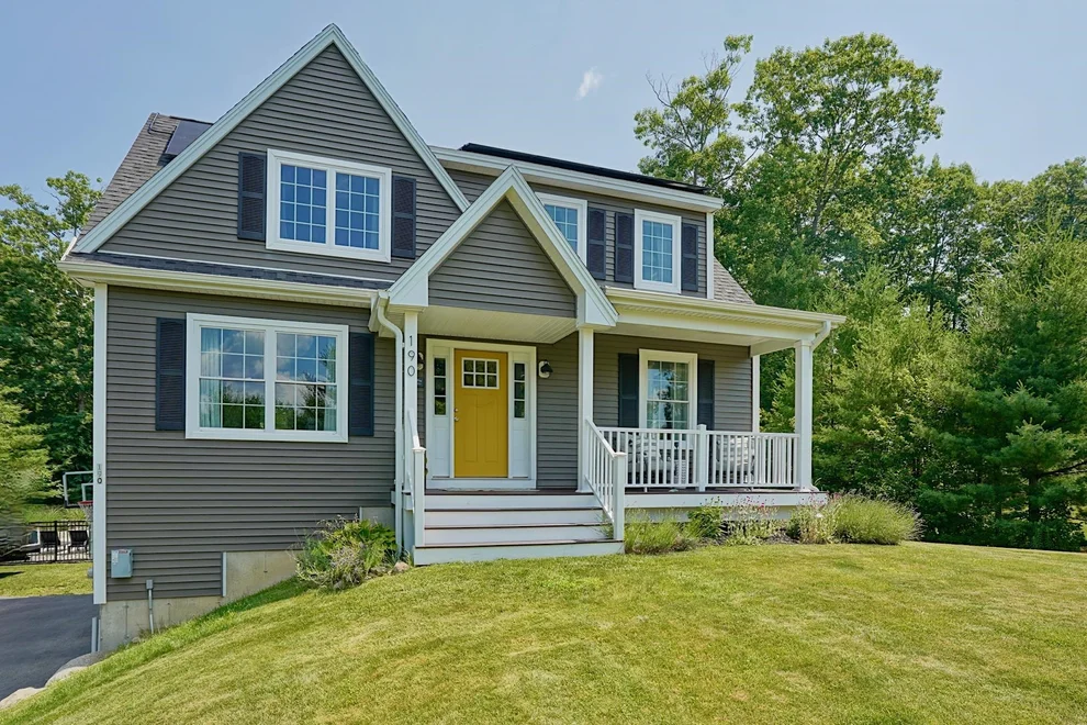 Unit for sale at 190 Breezy, Barrington, NH 03825